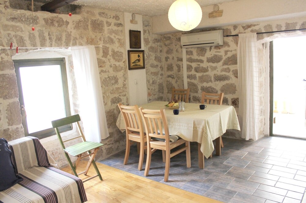 Photo of Livingroom in Betina