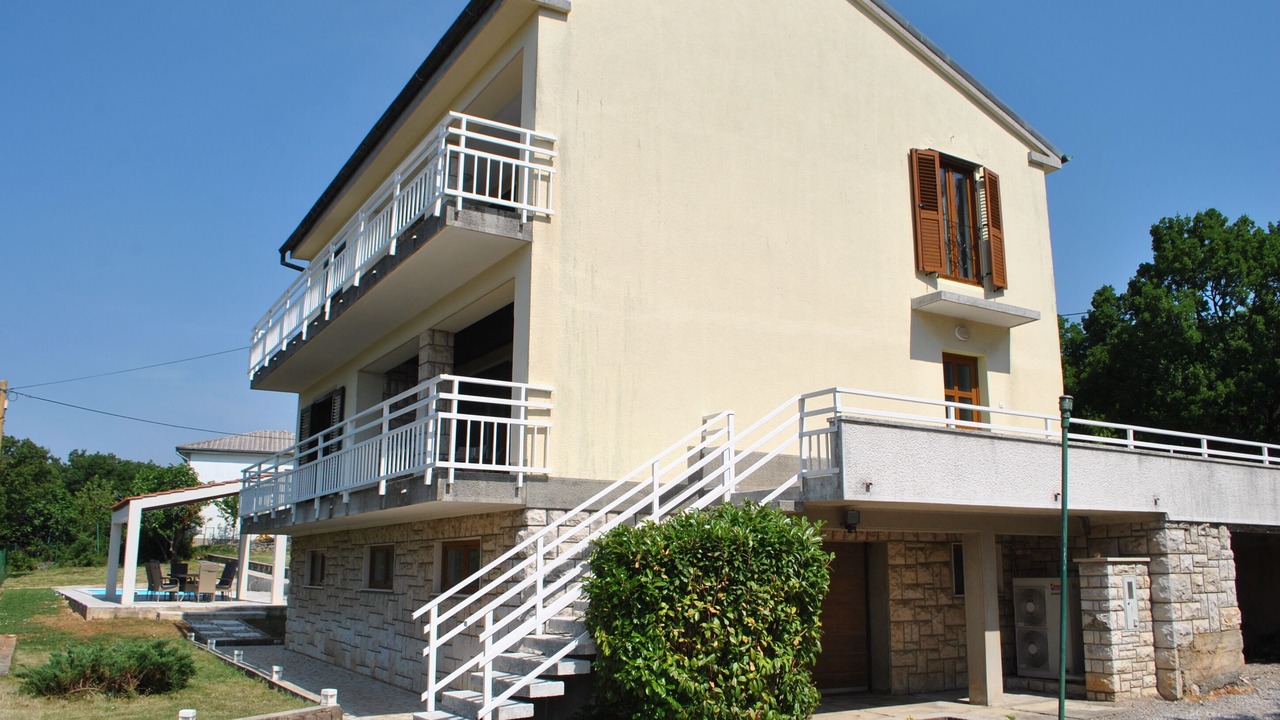 Photo of Outdoor in Bakar