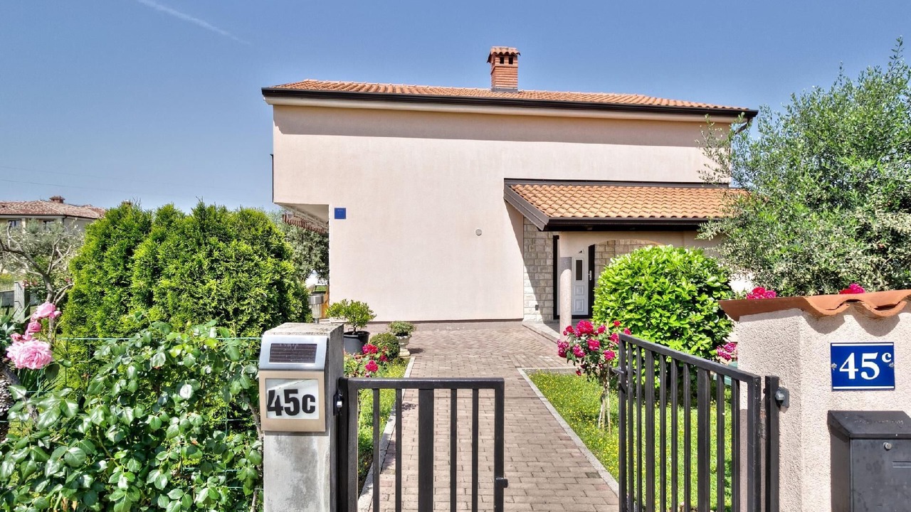 Photo of Outdoor in Kastel