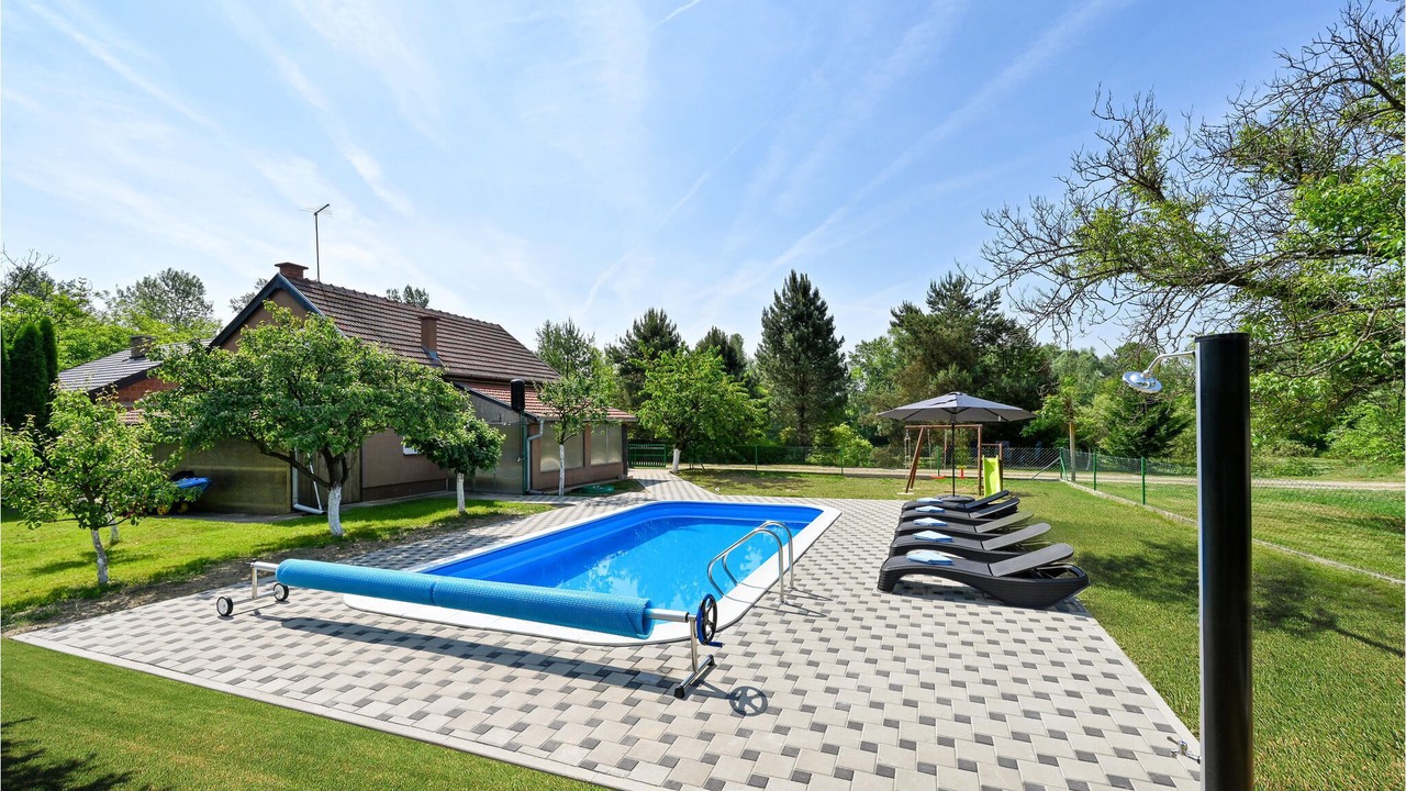 Photo of Outdoor in Molve