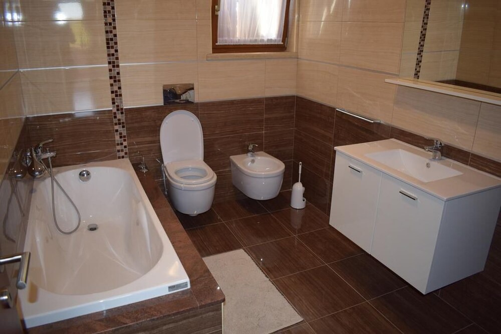 Photo of Bathroom in Dajla