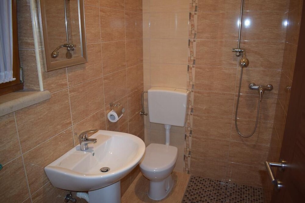 Photo of Bathroom in Dajla