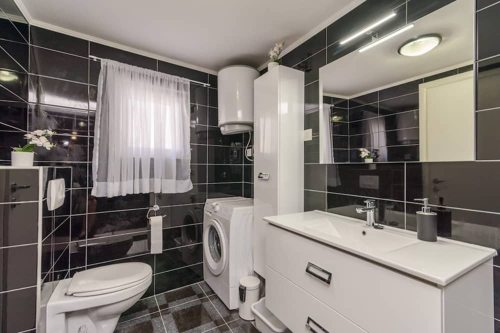 Photo of Bathroom in Marina