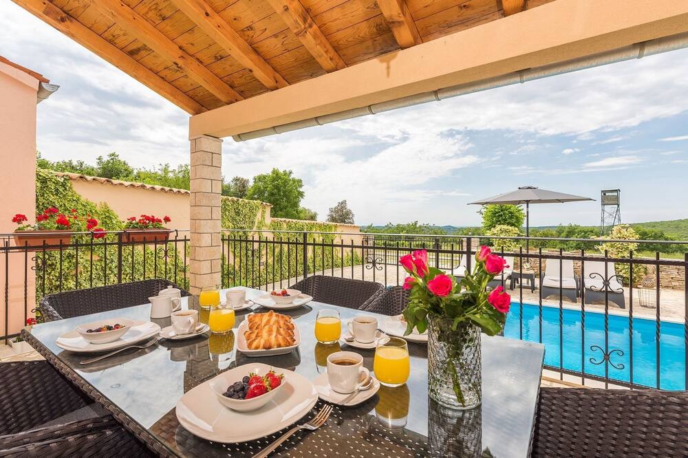 Photo of Patio Balcony in Kanfanar