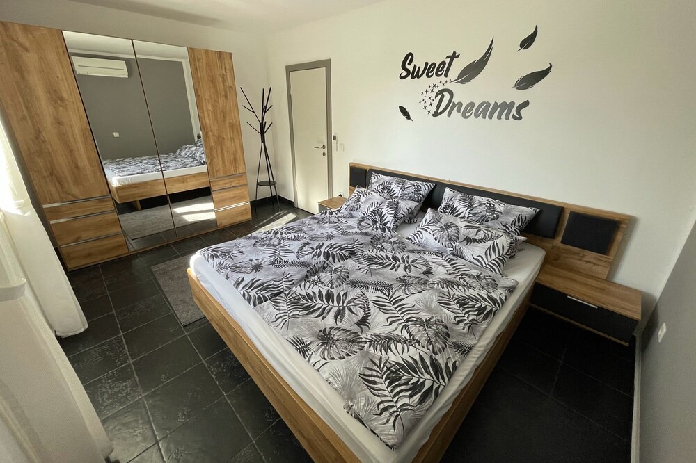 Photo of Bedroom in Brgod