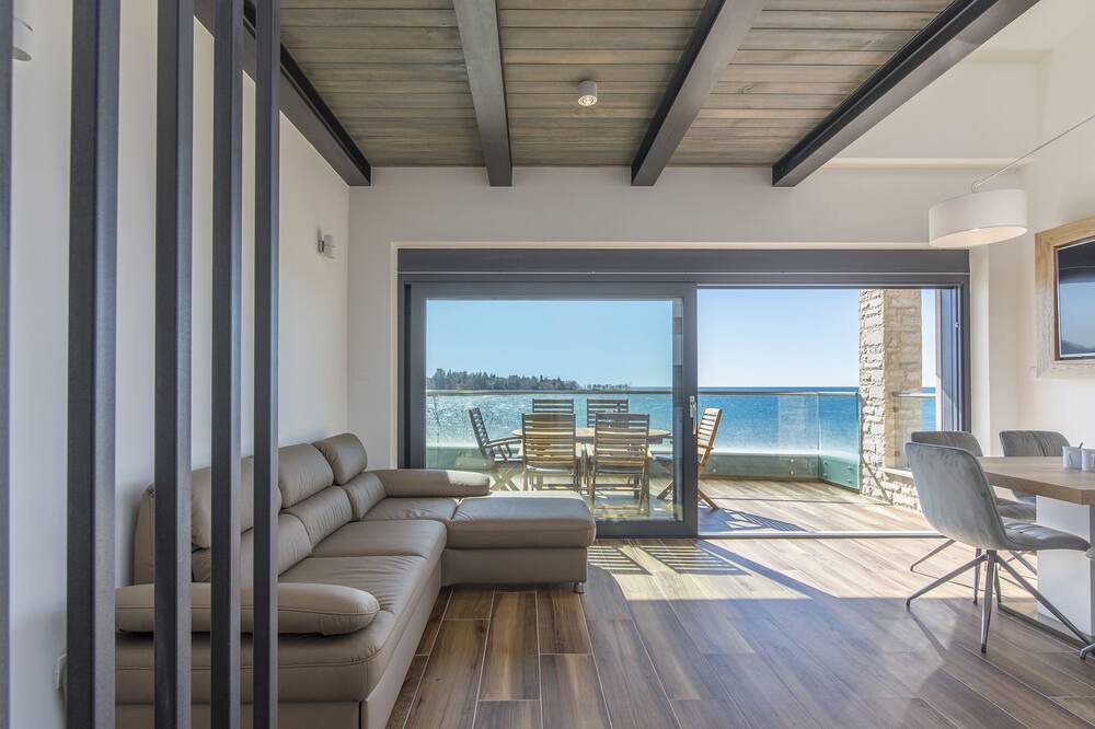 Photo of Livingroom in Lovrecica