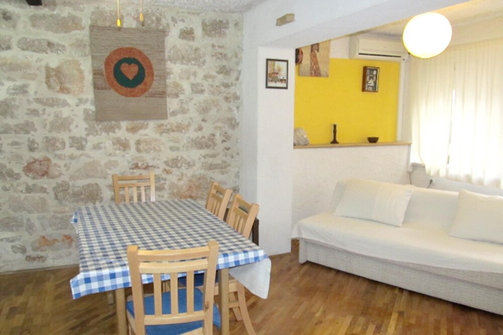 Photo of Livingroom in Betina