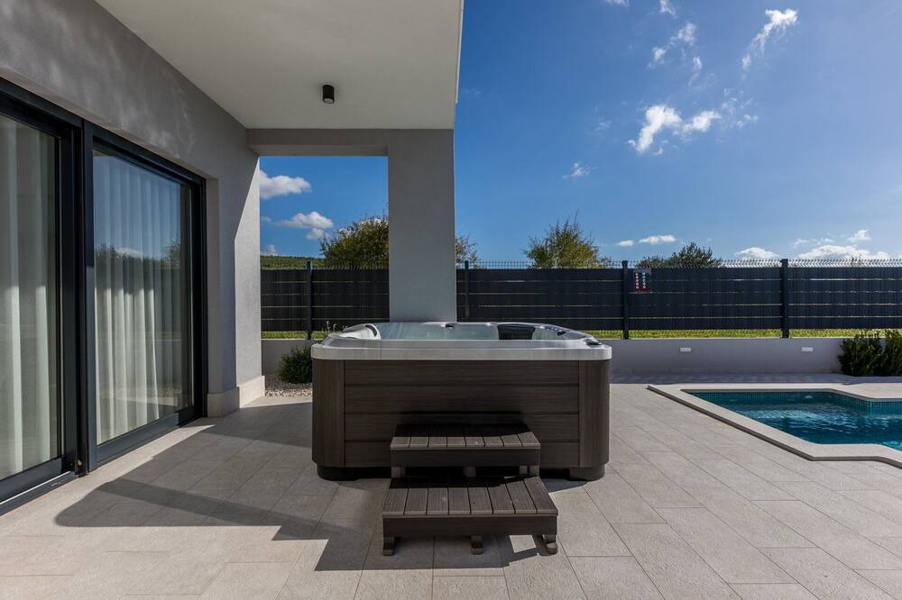 Photo of Outdoor in Marina