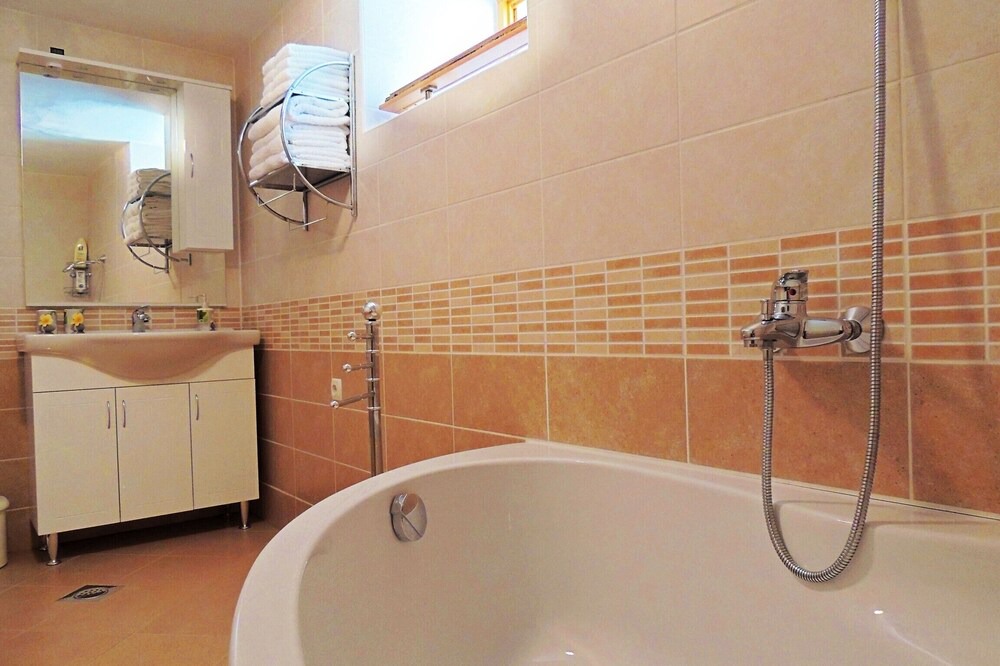 Photo of Bathroom in Linardici