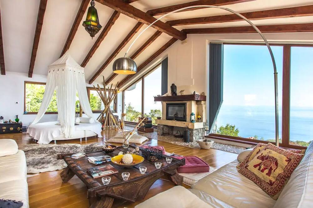 Photo of Livingroom in Sveta Jelena