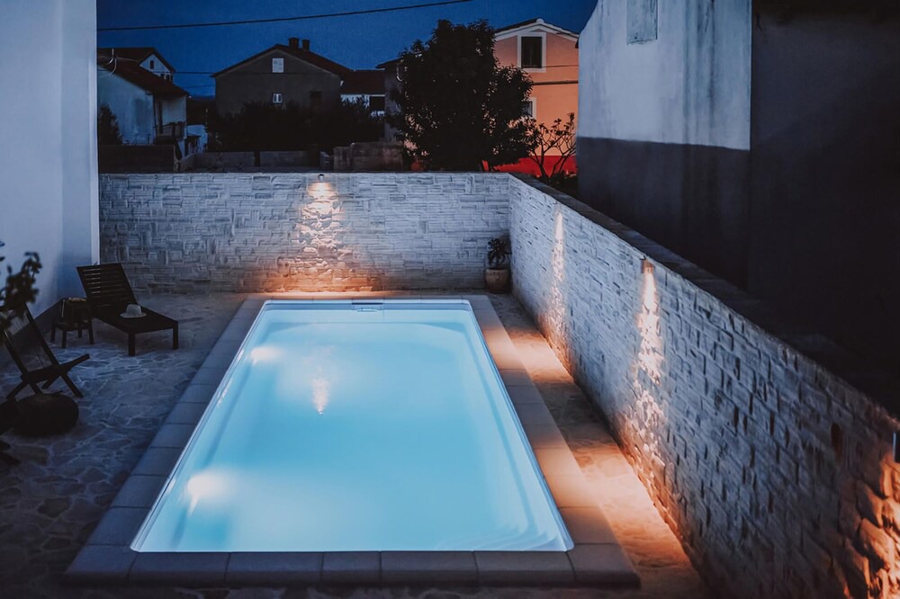 Photo of Outdoor in Preko