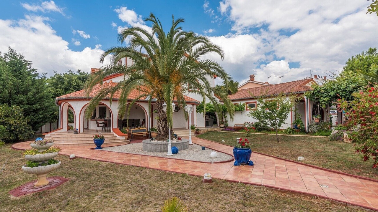 Photo of Outdoor in Cancini