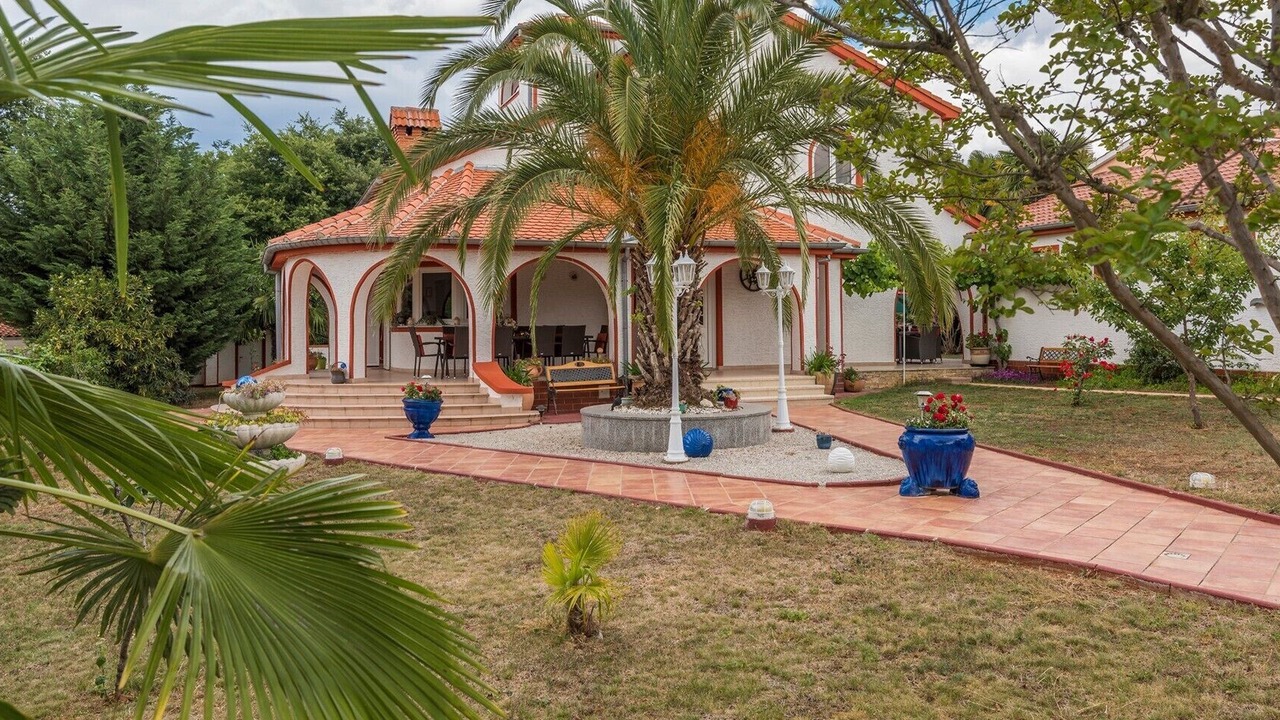 Photo of Outdoor in Cancini