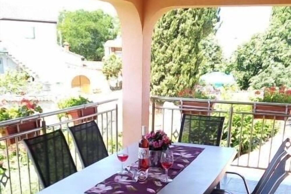 Photo of Patio Balcony in Buici