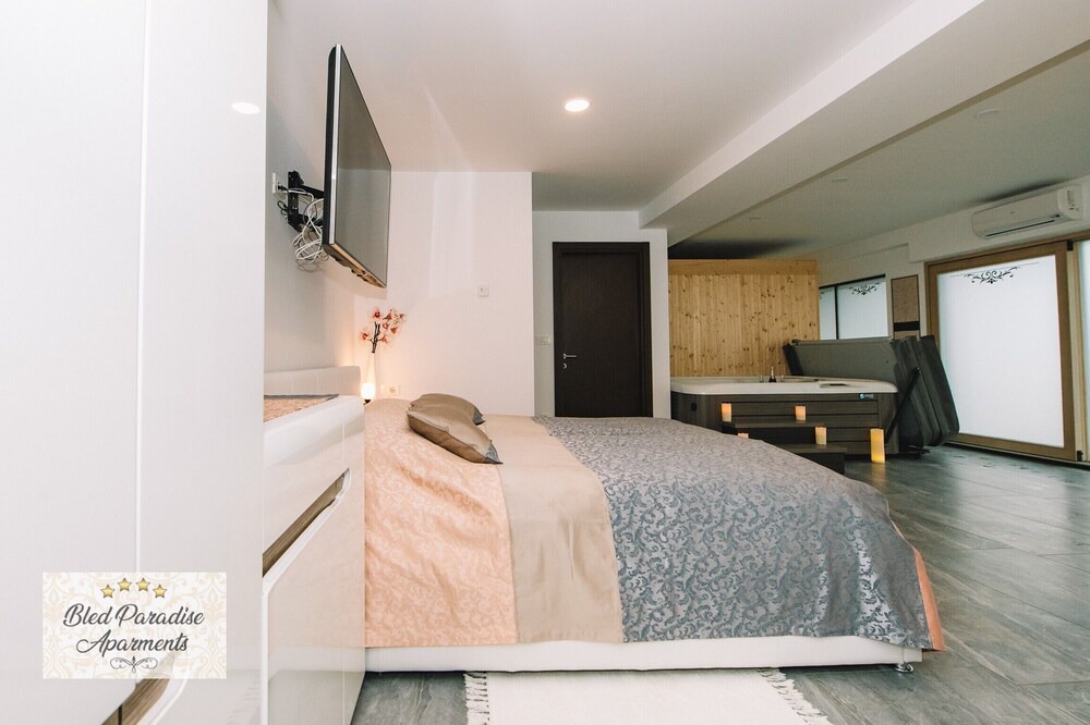 Photo of Others in Zasip