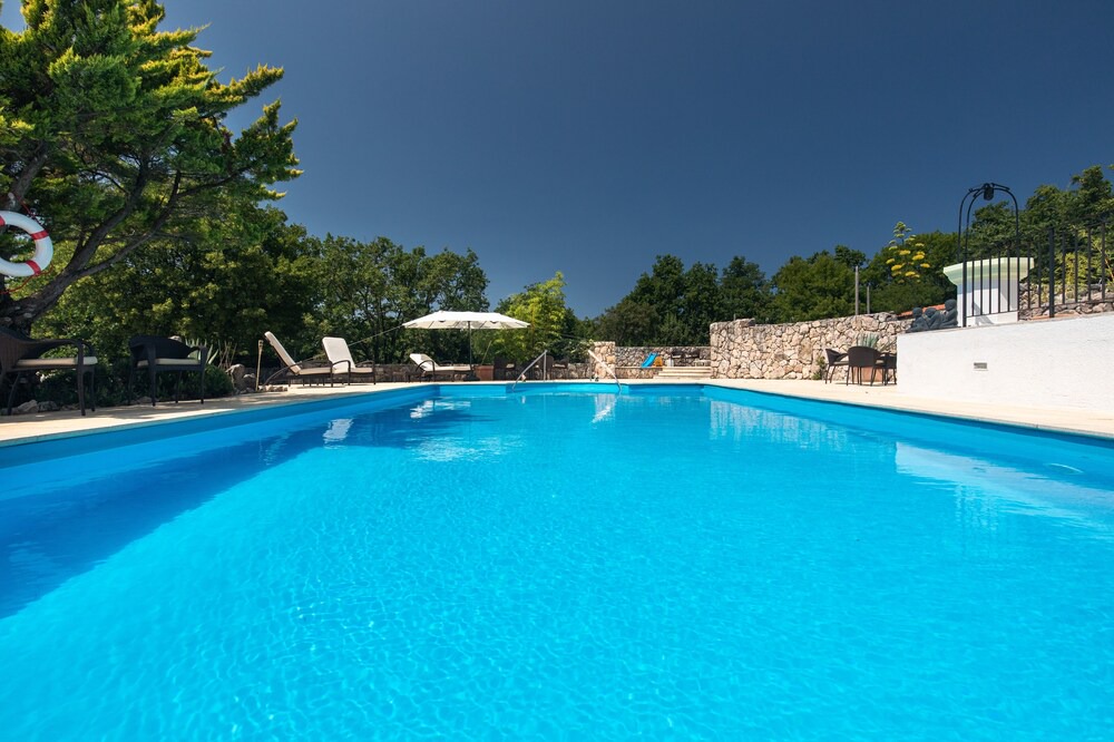 Photo of Outdoor in Brzac