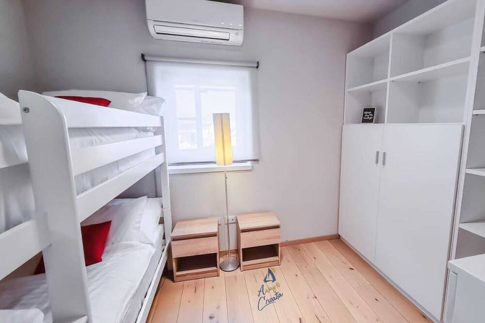 Photo of Bedroom in Ika