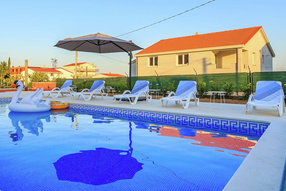 Photo of Outdoor in Rudine