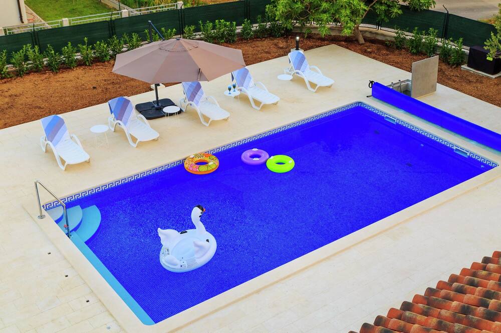 Photo of Outdoor in Rudine