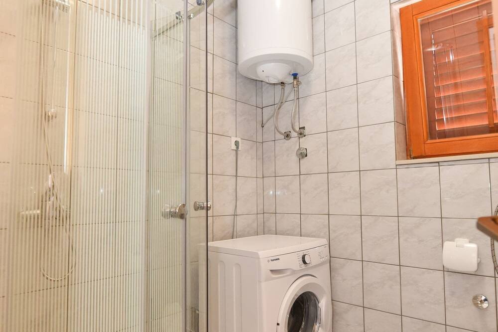 Photo of Bathroom in Veli Iz