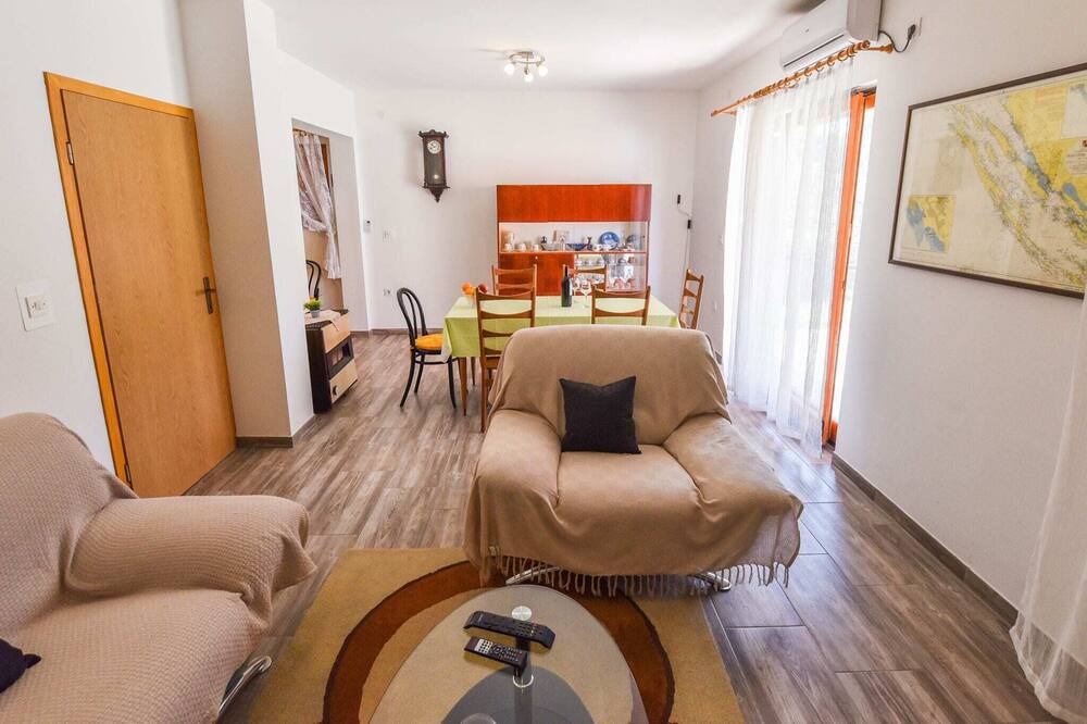 Photo of Livingroom in Veli Iz