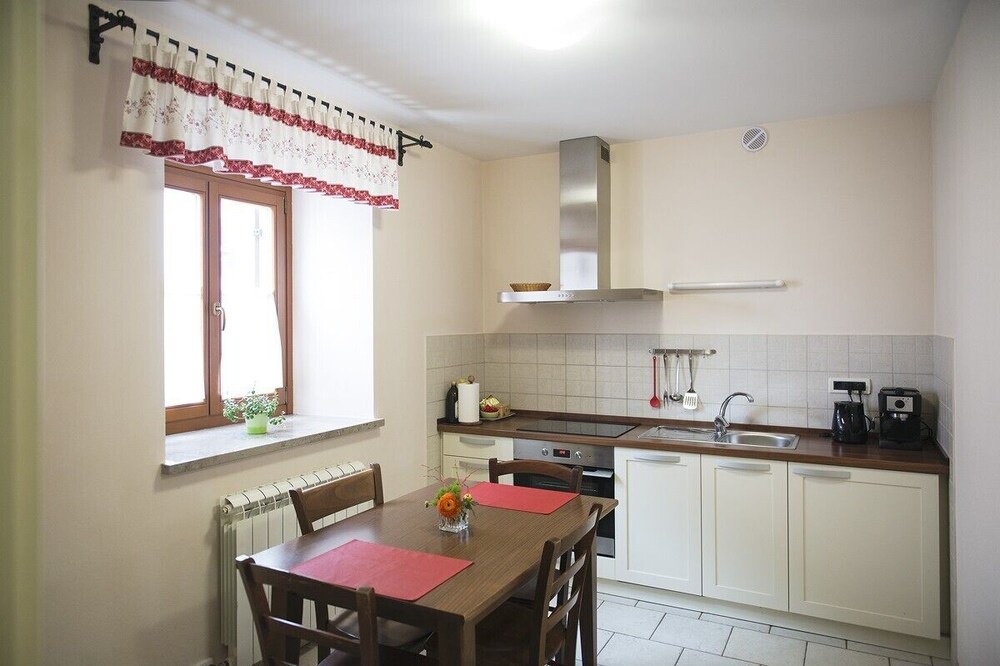 Photo of Kitchen in Lokev