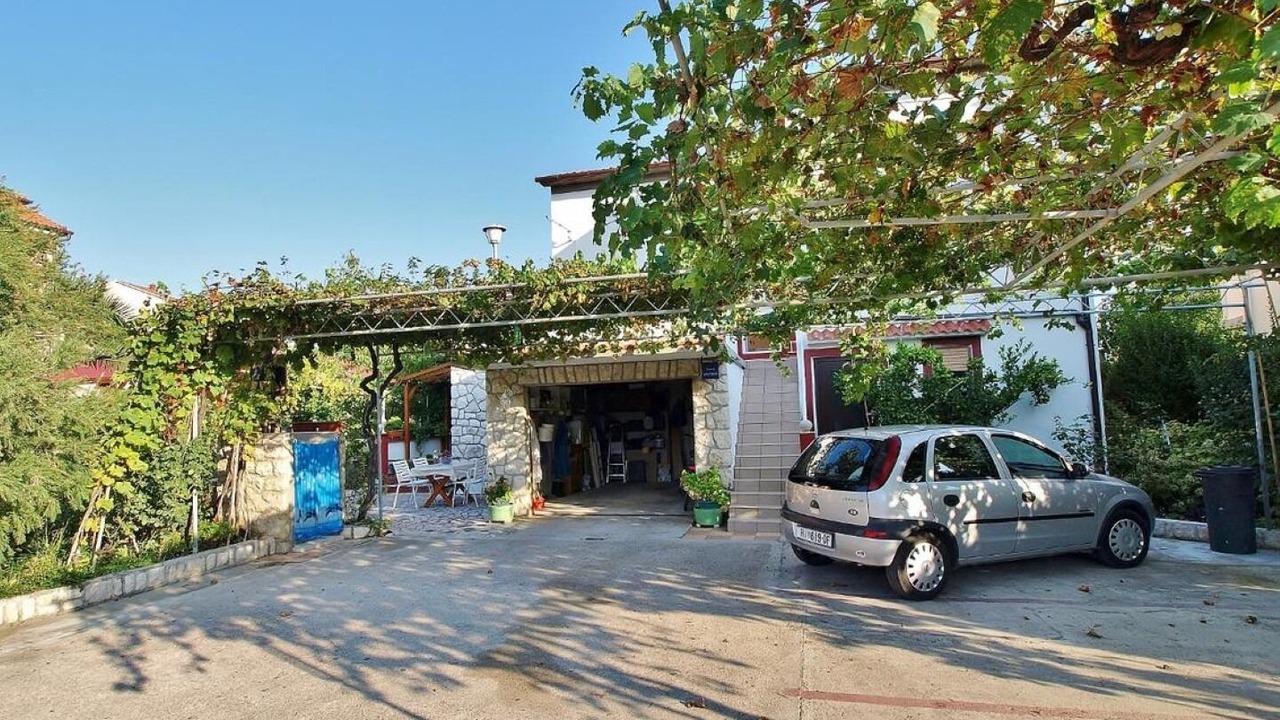 Photo of Outdoor in Suha Punta