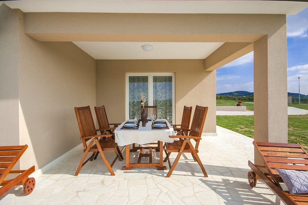 Photo of Patio Balcony in Novaki Motovunski