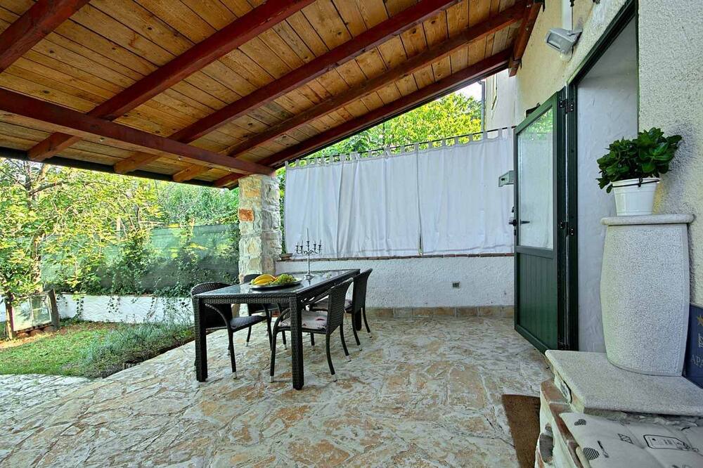 Photo of Patio Balcony in Materada