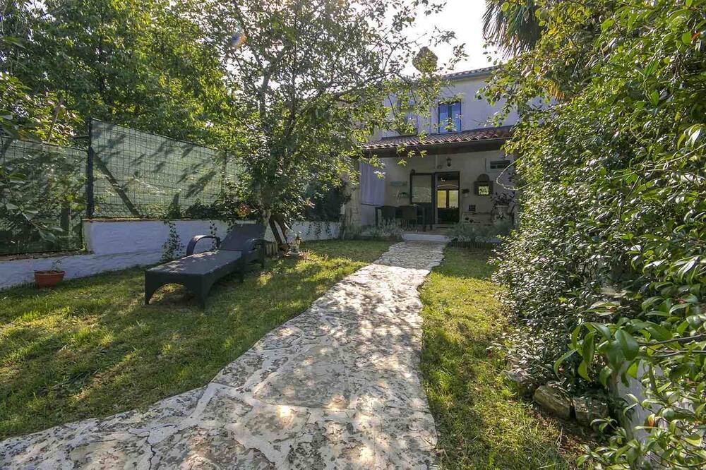 Photo of Outdoor in Materada
