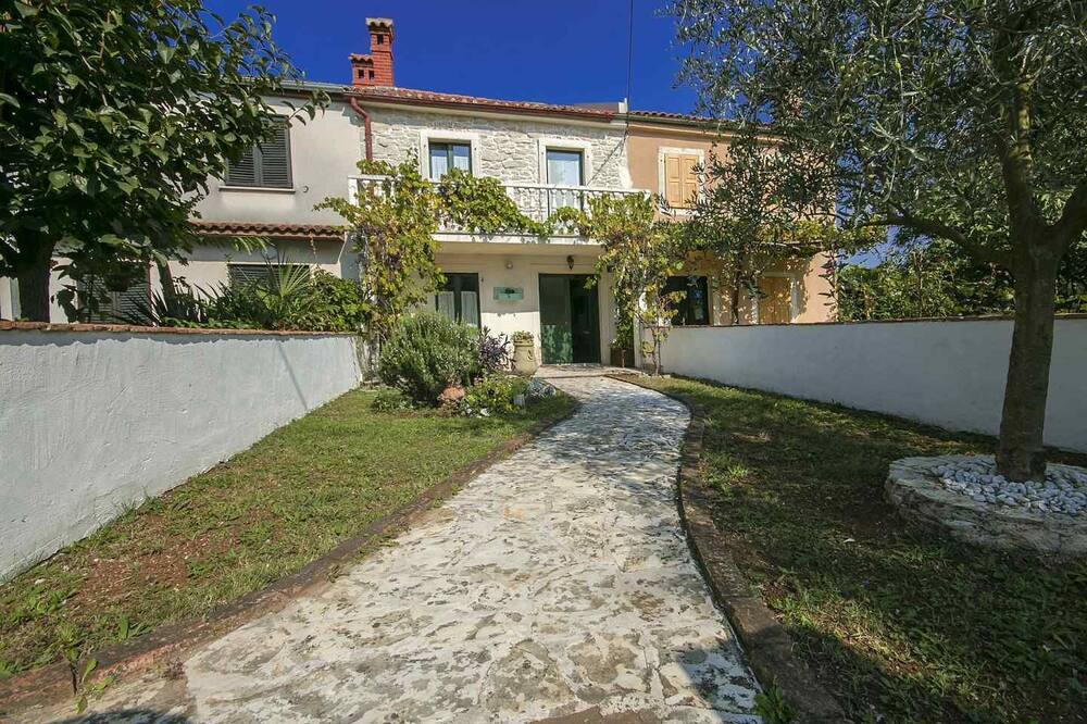 Photo of Outdoor in Materada
