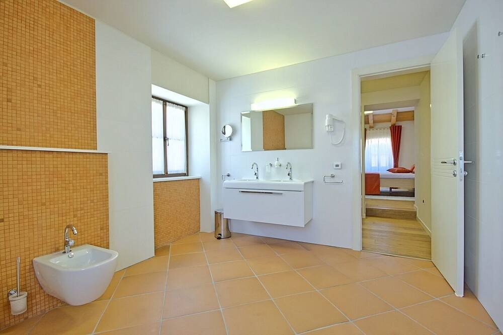 Photo of Bathroom in Lasici