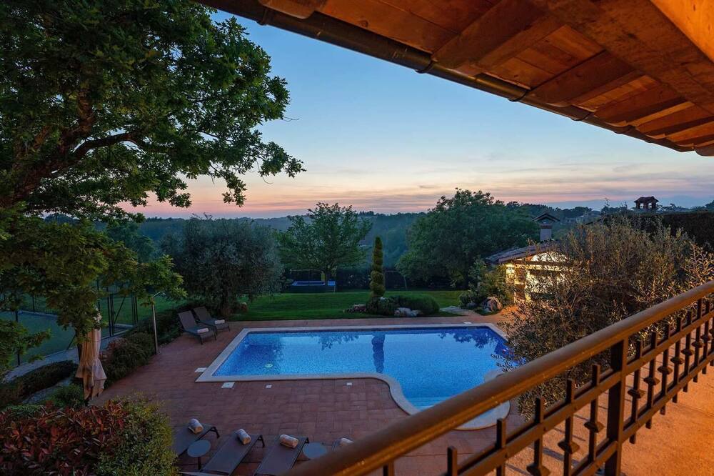 Photo of Outdoor in Lasici