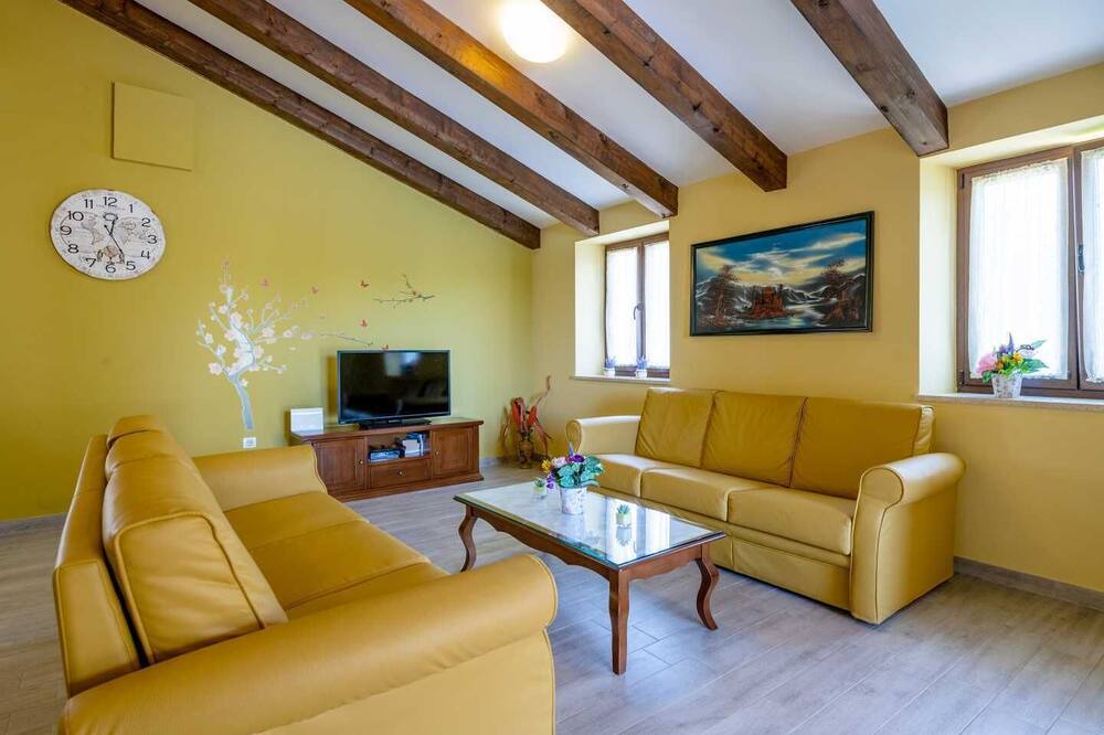 Photo of Livingroom in Farini