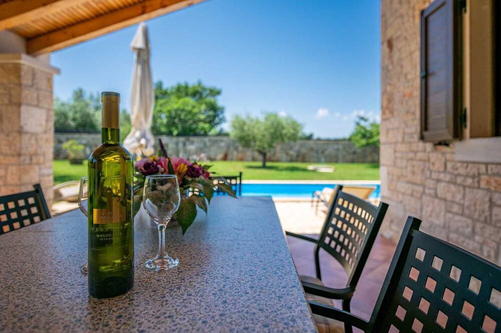 Photo of Patio Balcony in Farini