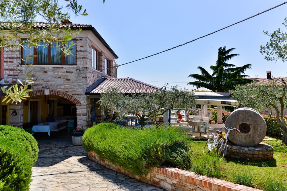 Photo of Outdoor in Crveni Vrh