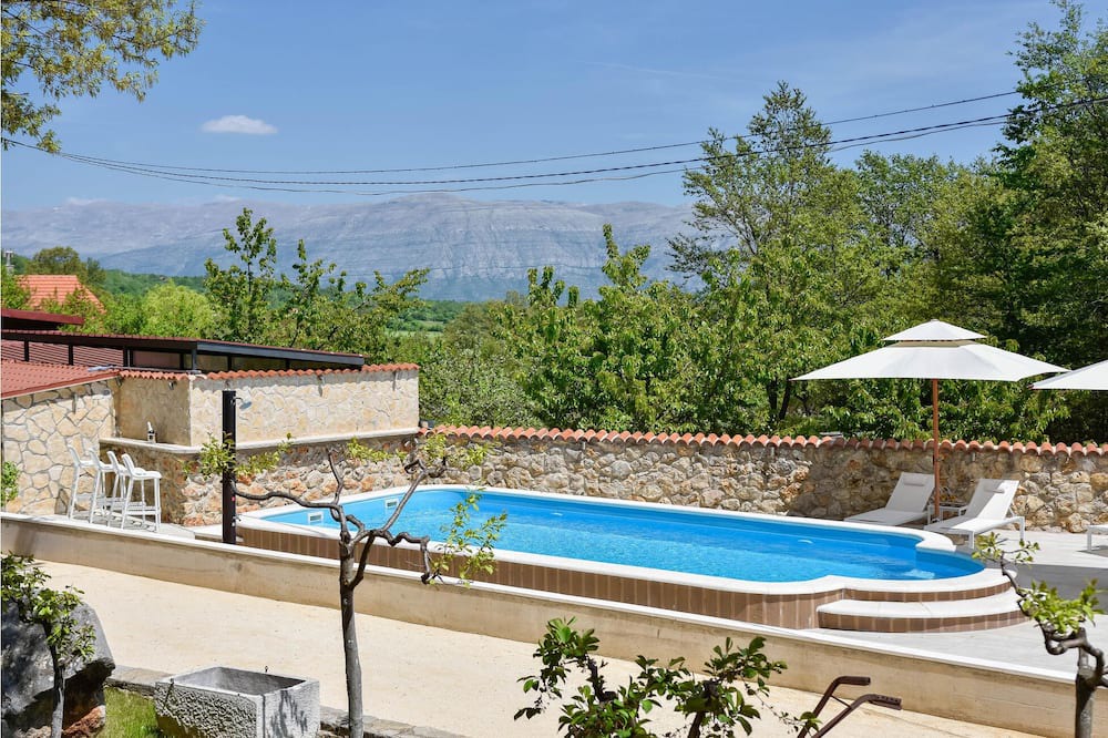 Photo of Outdoor in Vrlika