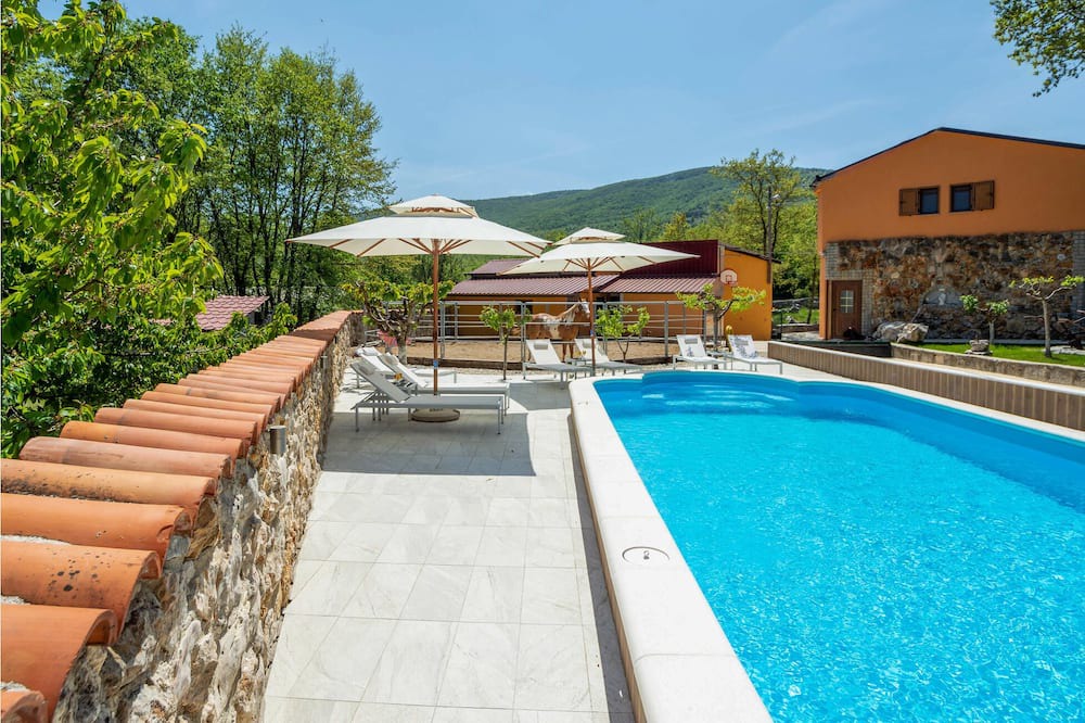 Photo of Outdoor in Vrlika