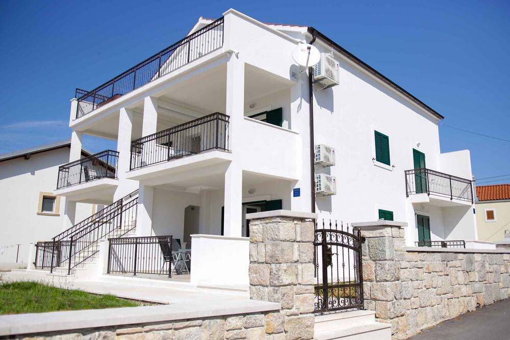Photo of Outdoor in Srima