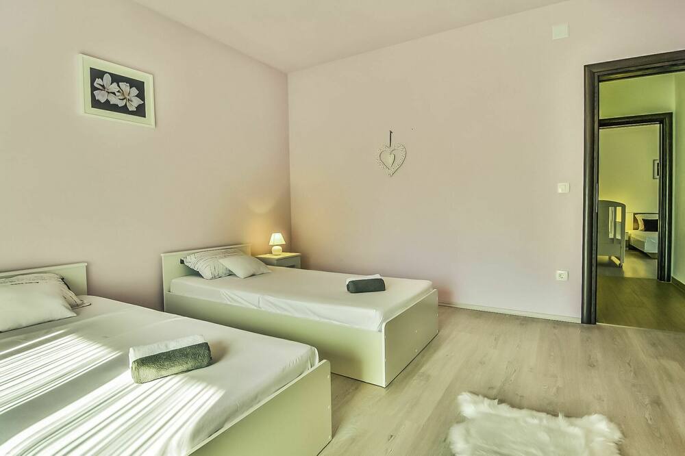 Photo of Others in Smilcic