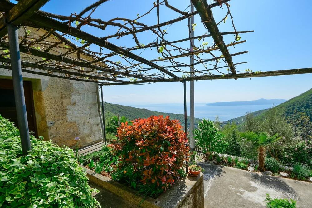 Photo of Outdoor in Sucici