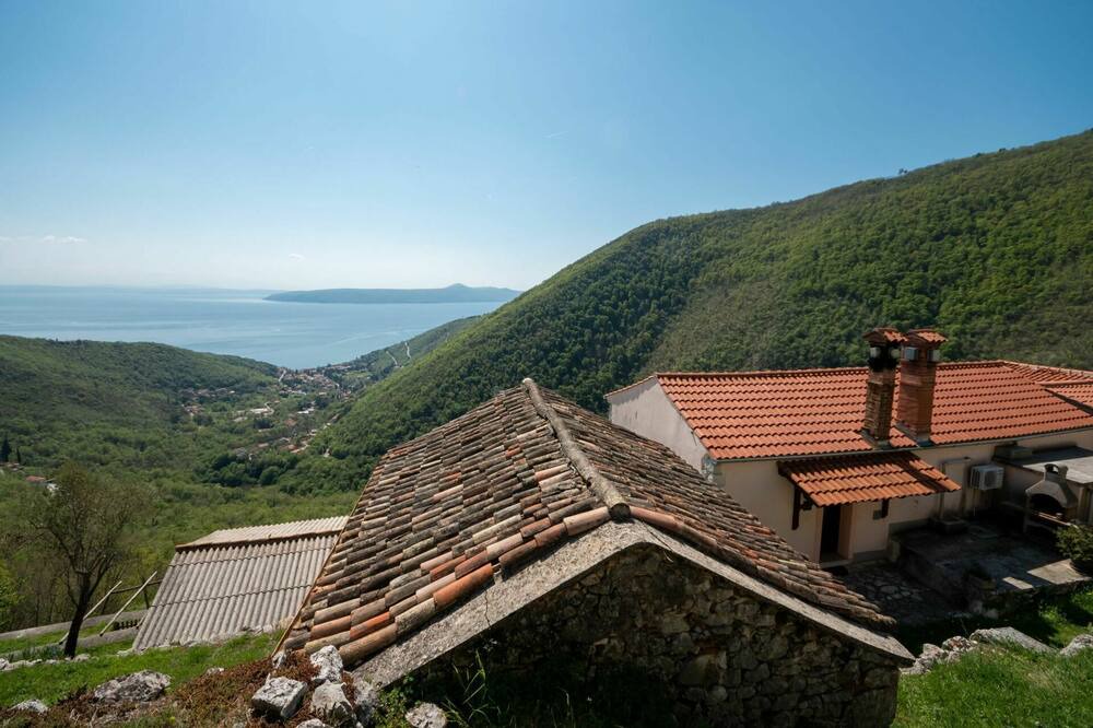 Photo of Others in Sucici