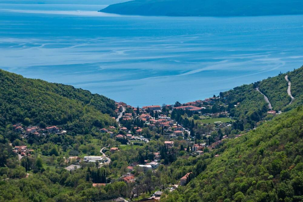 Photo of Others in Sucici