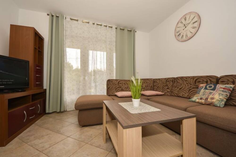 Photo of Livingroom in Ugljan