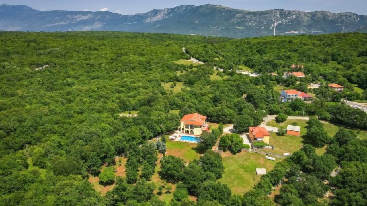Photo of Outdoor in Strmac