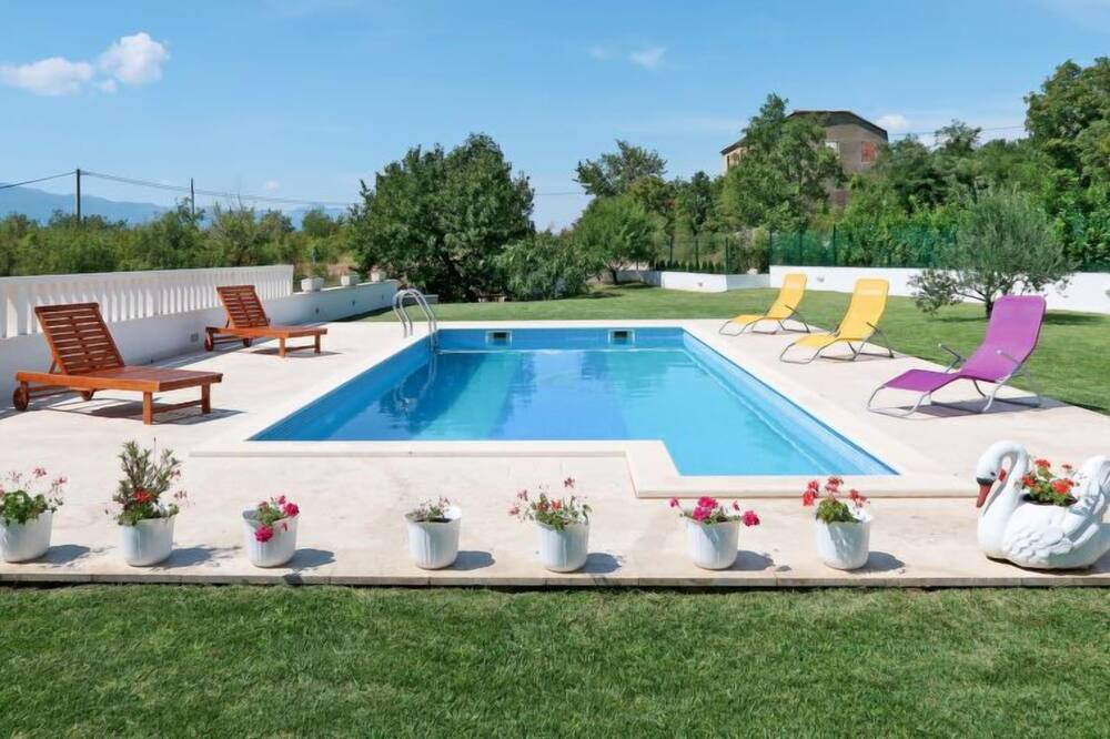 Photo of Outdoor in Nova Sela
