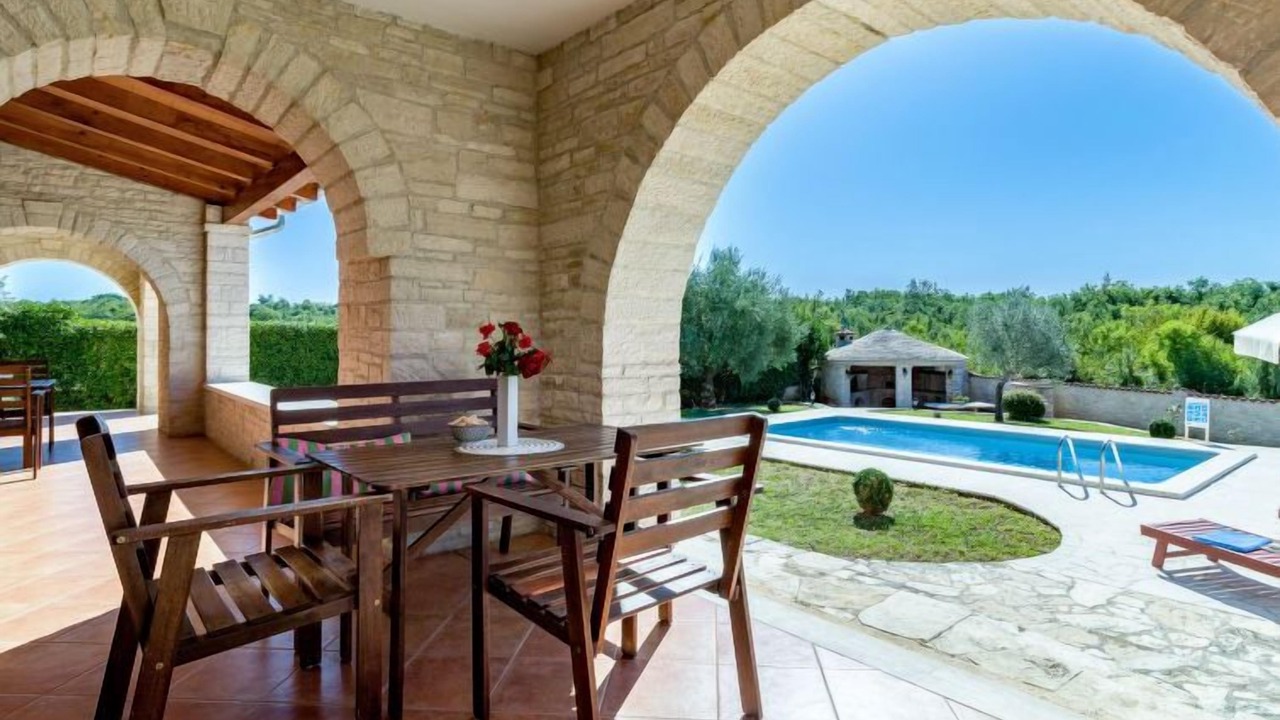 Photo of Outdoor in Stifanici