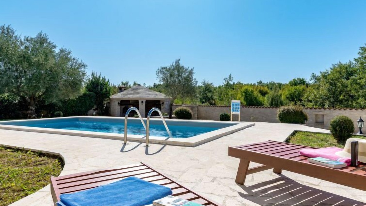 Photo of Outdoor in Stifanici
