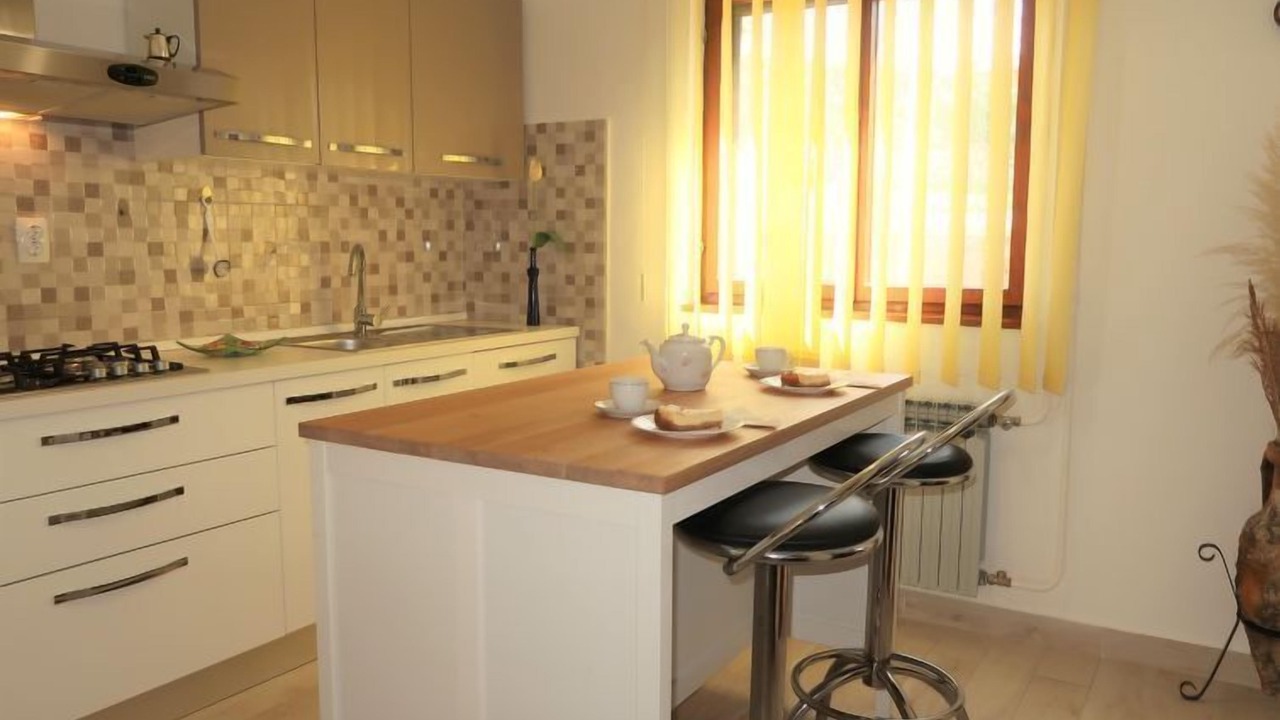 Photo of Kitchen in Paradiz