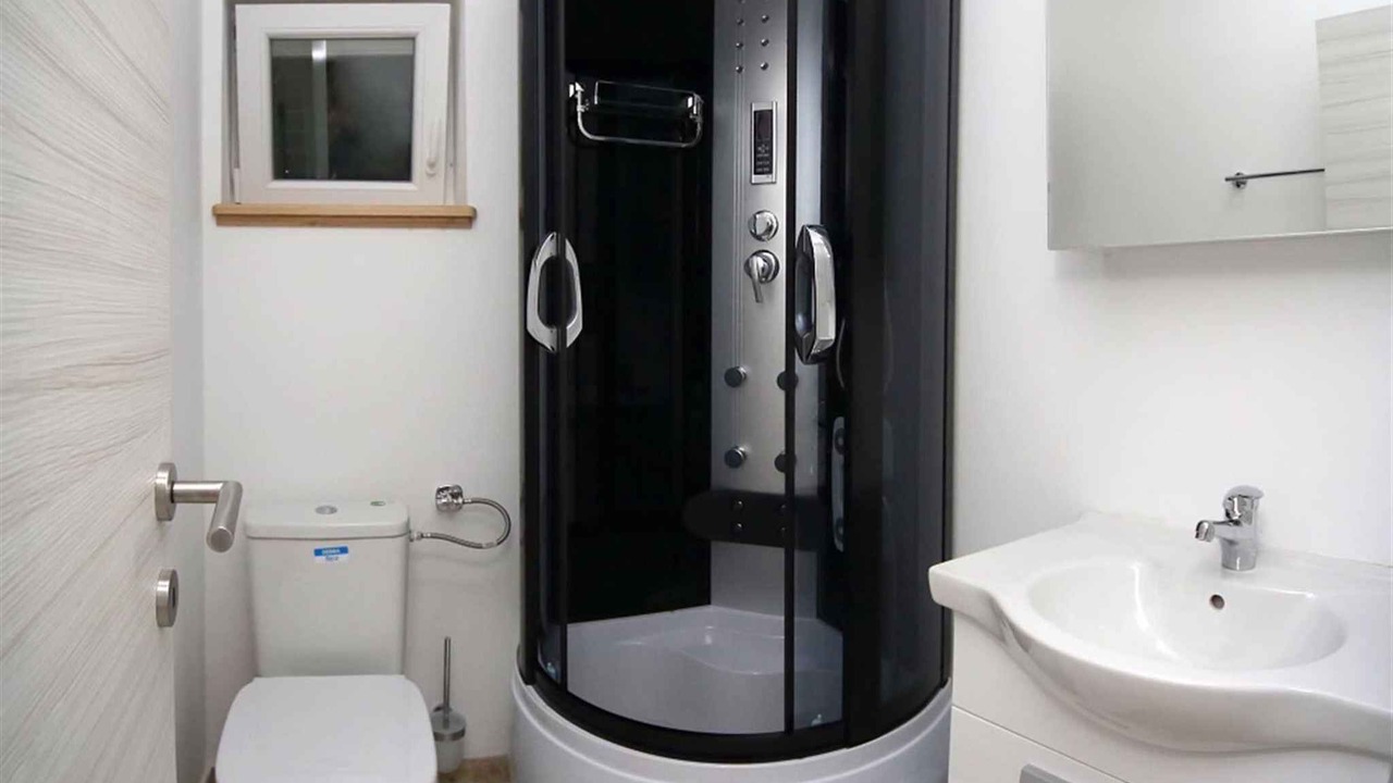 Photo of Bathroom in Srima